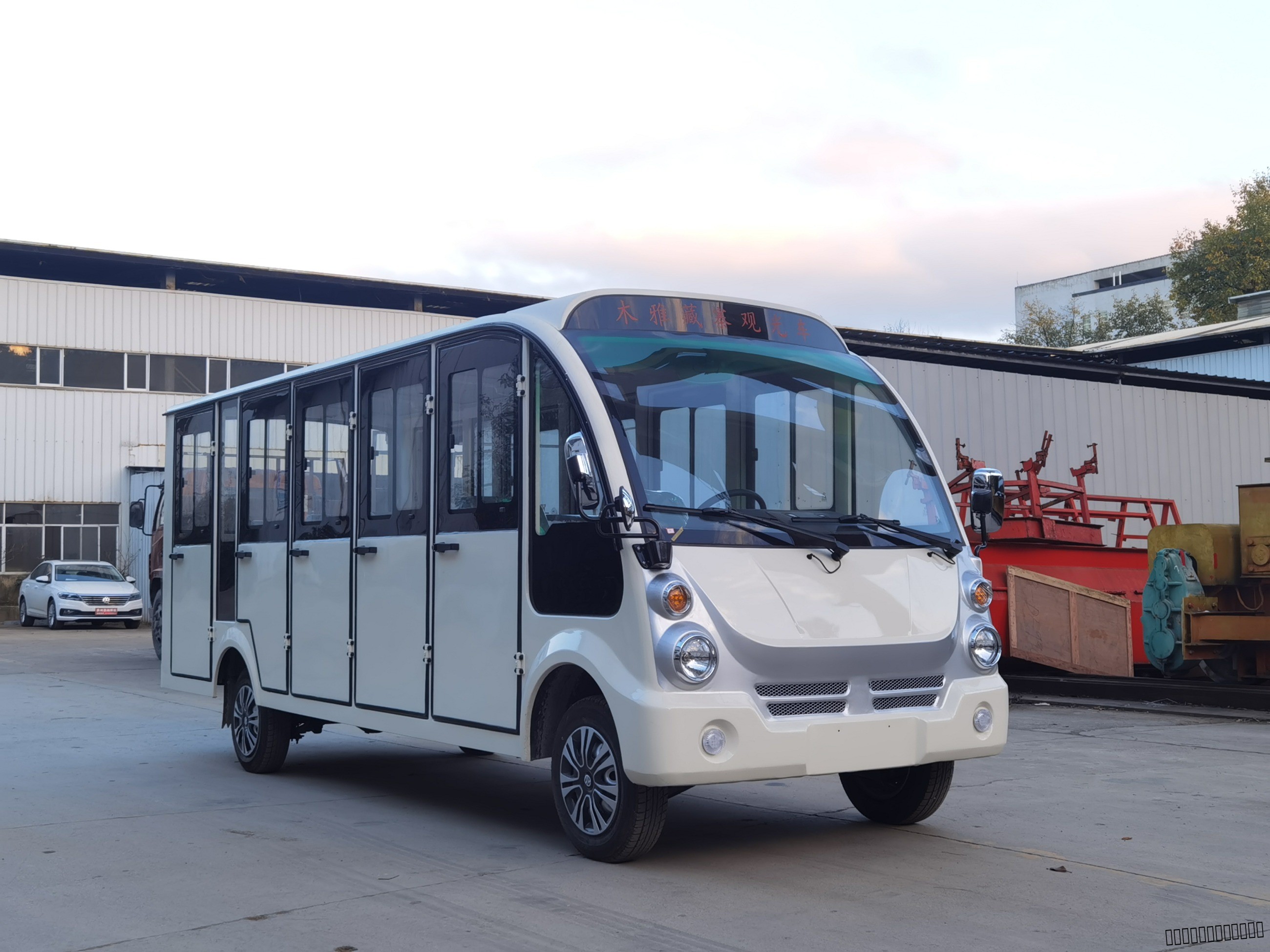 電動(dòng)觀光車(chē)